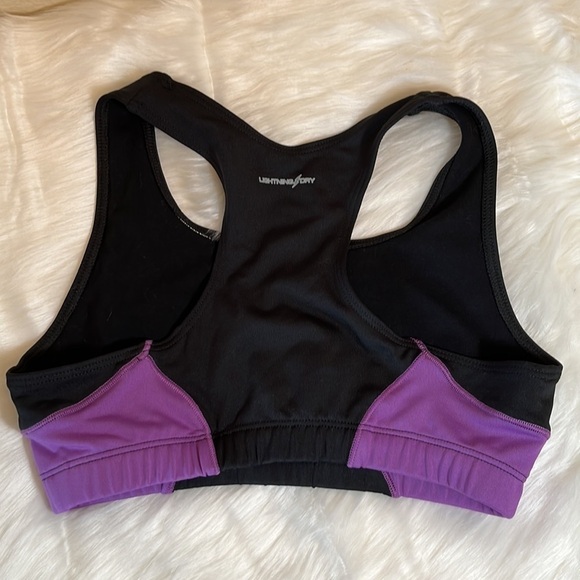 NEW Balance Lightning Dry Sports Bra - Picture 6 of 10